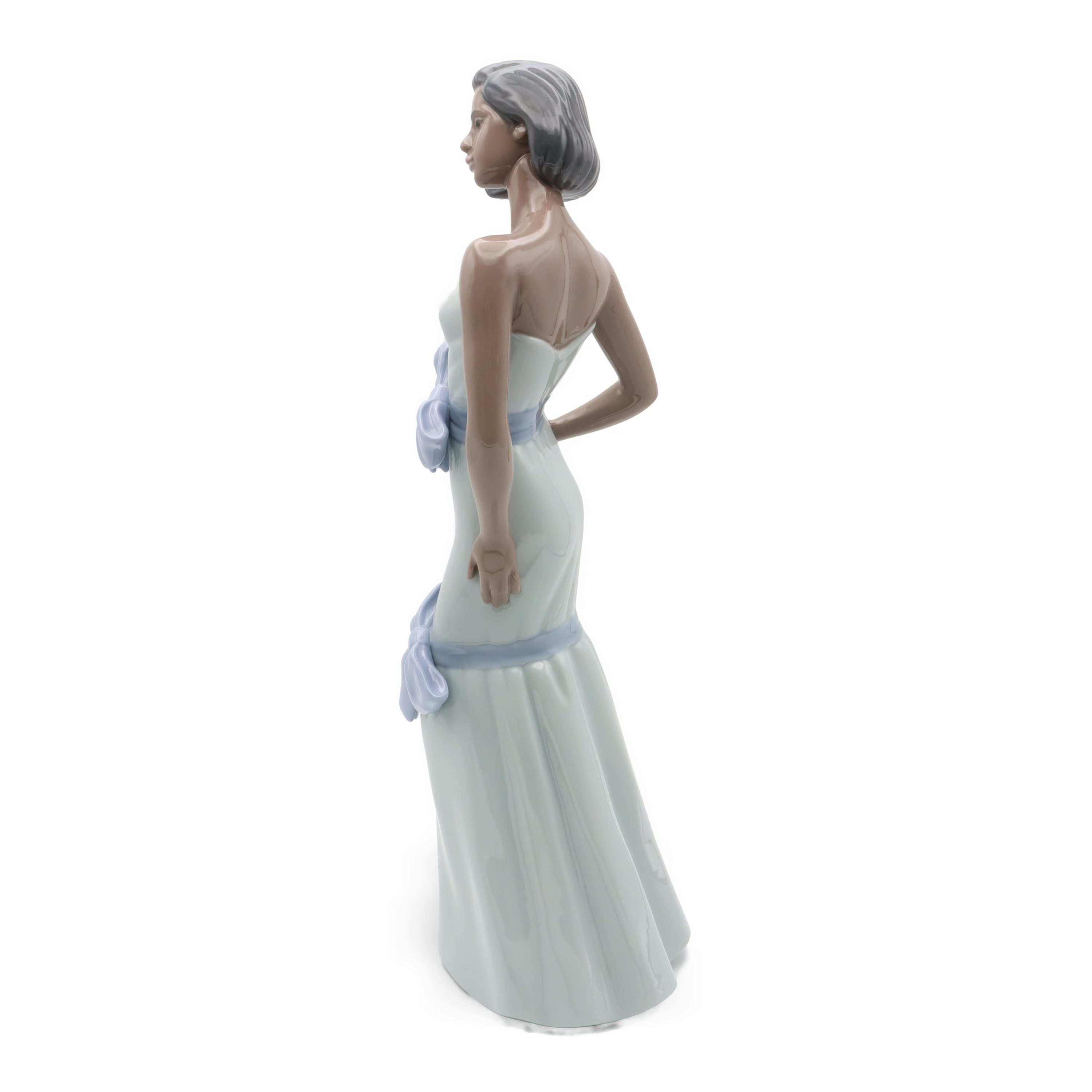 NAO Lladro Daisa Figur, Dunkle Dame In Blau, Porzellanfigur, Elegante Frau, Handbemalt